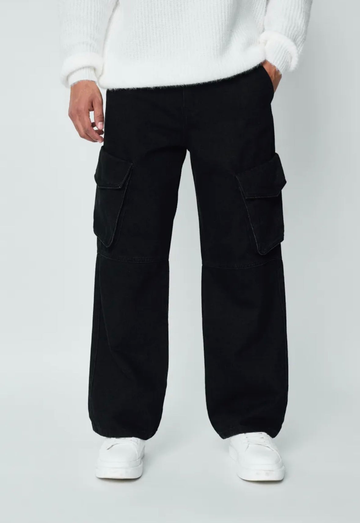 Flared cargo jeans Black